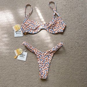 Brand new, never worn Kulani Kini bikini